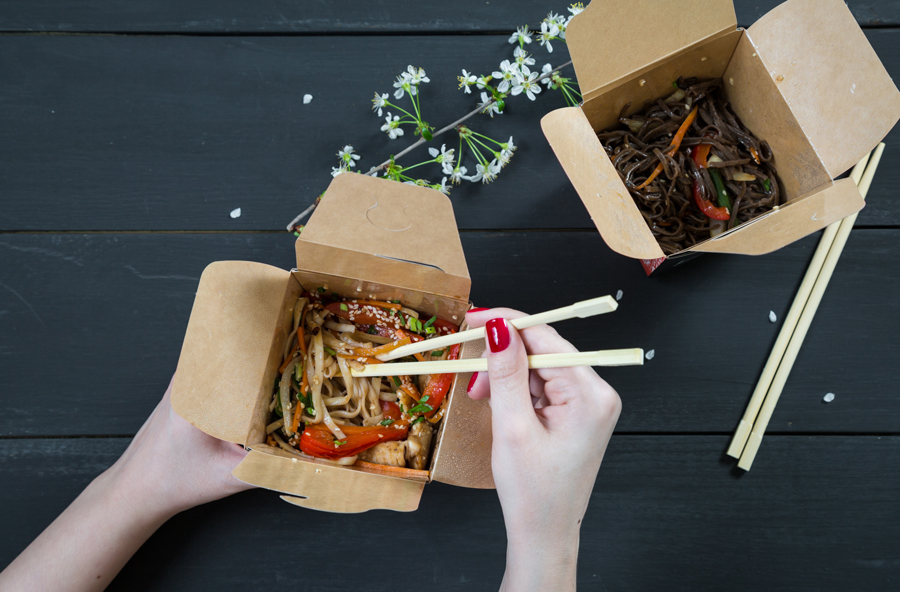 Barquettes, boîtes et pots alimentaires jetables